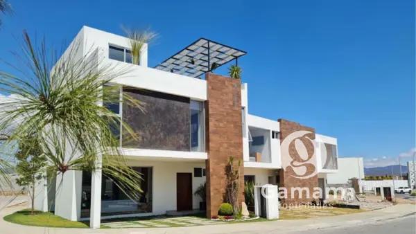 CASA EN VENTA CON ROOF GARDEN | Mod. Mirelle | Fraccionamiento Madeleine | Pachuca de Soto, Hidalgo
