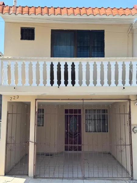 Casa en Venta cerca de DiverPlaza Casa en Venta cerca de DiverPlaza