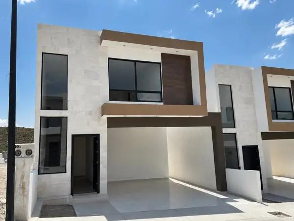 CASA EN VENTA EN PIAMONTE RESIDENCIAL CON RECÁMARA EN PLANTA BAJA