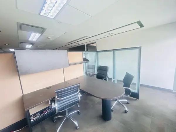 SE RENTA OFICINA AMUEBLADA - PALMAS CORPORATIVO AAA