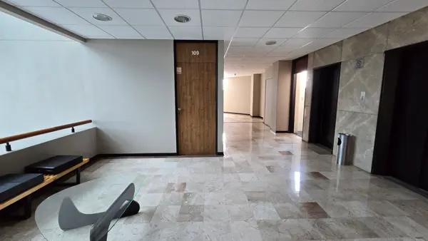 OFICINA EN RENTA EN ZONA CORPORATIVA