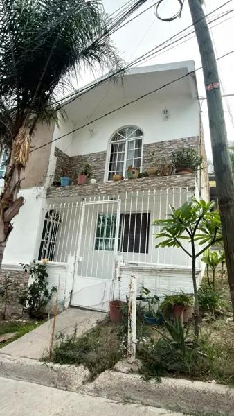 CASA EN VENTA LAS HUERTAS