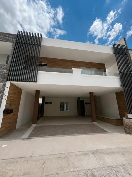 Casa en Renta en Capellanía, Ramos Arizpe: Espaciosa y Moderna en Fraccionamiento Privado