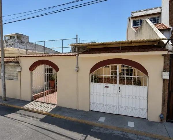 CASA EN VENTA VILLAS DE LAS FLORES COACALCO