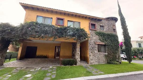 Renta casa estilo Toscana, Fracc La Querencia, Zerezotla. Cholula Renta casa estilo Toscana, Fracc La Querencia, Zerezotla. Cholula