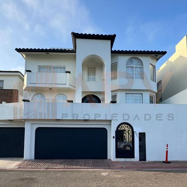 Casa en Zona Dorada con Amenidades Exclusivas en Cumbres de Juárez, Tijuana