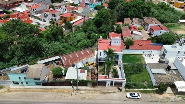 Exclusiva Residencia en San Andrés Huayápam!