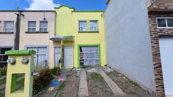VENDO CASA EN VERACRUZ CON RECAMARA EN PLANTA BAJA
