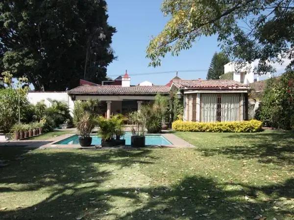 JOYA COLONIAL ÚNICA EN SU ESTILO – IDEAL PARA CASA HABITACIÓN, HOTEL O RESTAURANTE