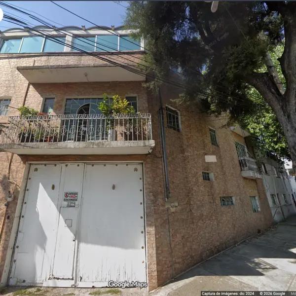 OPORTUNIDAD UNICA, CASA HABITACIONAL EN REMATE