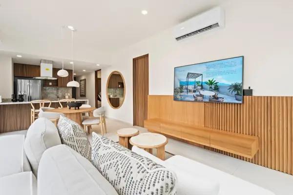 Departamento en venta sobre avenida importante en Puerto Vallarta