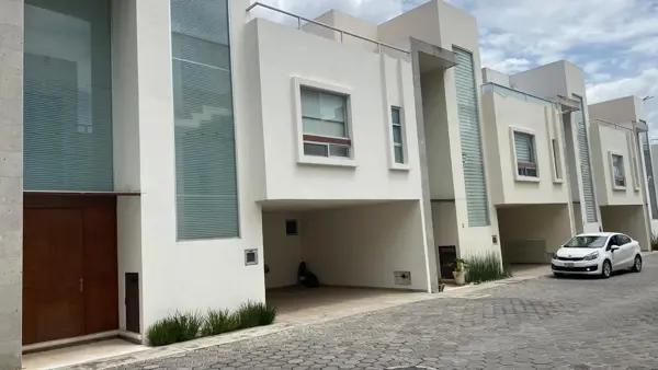 CASA en venta en Puebla Tlaxcalancingo ciudad judicial fraccionamiento María José