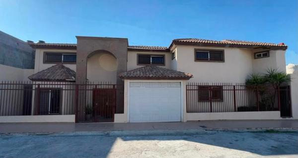 Casa en venta en Del Valle, Saltillo, Coahuila de Zaragoza
