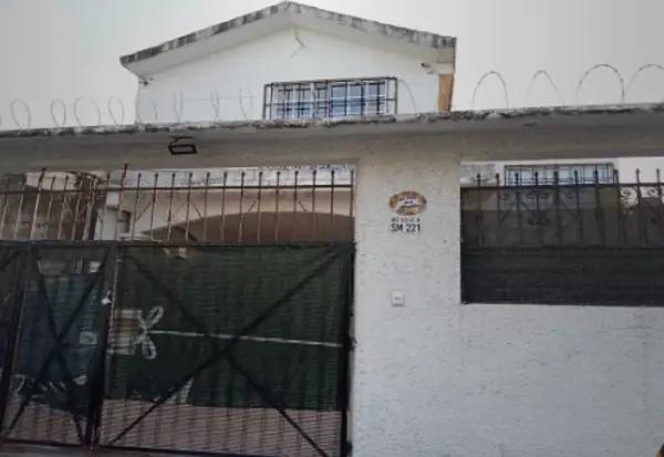 CASA DE ENTREGA INMEDIATA EN REGION 221, BENITO JUAREZ