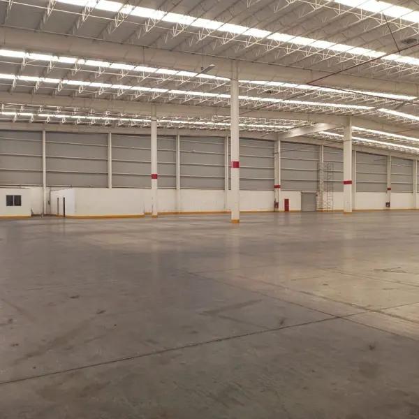 NAVE INDUSTRIAL EN RENTA – EL MARQUÉS, QUERÉTARO NAVE INDUSTRIAL EN RENTA – EL MARQUÉS, QUERÉTARO