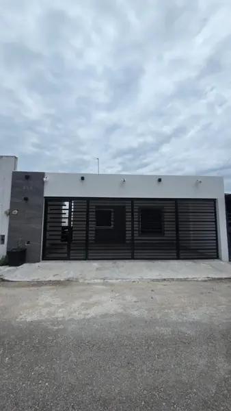 Casa en Renta en Las Américas 1ª Etapa | 2 Recámaras + Estudio
