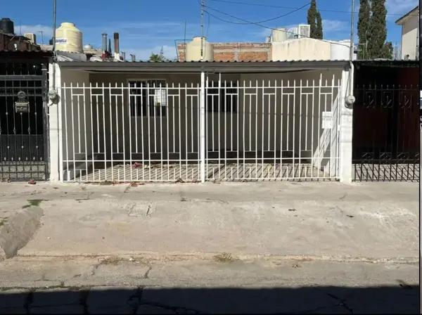 ¡SE RENTA CASA RECIÉN REMODELADA! $8,500 COLONIA PANORAICO