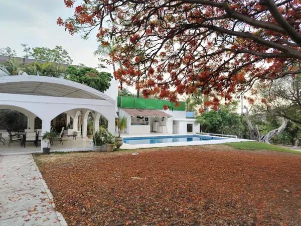 Casa en venta en Las Palmas, Cuernavaca, Morelos
