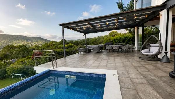 CASA DE LUJO EN VENTA, AVÁNDARO