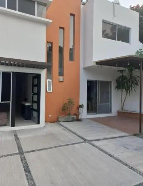 Casa en venta en Lomas de Atzingo, Cuernavaca, Morelos