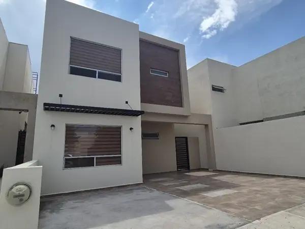 Casa Amueblada en Renta, sector privado