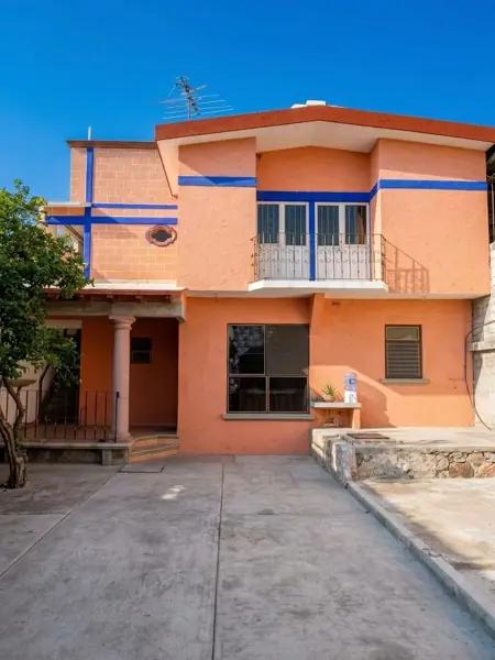 Casa sola al norte de Cuernavaca Ahuatepec