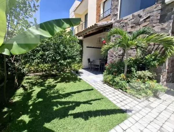 Casa en venta en Lomas de Jiutepec, Jiutepec, Morelos Casa en venta en Lomas de Jiutepec, Jiutepec, Morelos