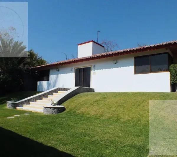 Casa en venta en Club de Golf Santa Fe, Xochitepec, Morelos