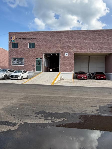 SE RENTA BODEGA EN PARQUE INDUSTRIAL BALVANERA