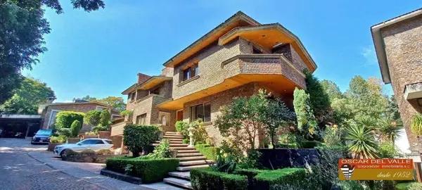 Amplia casa en venta en Jardines del Pedregal, Ciudad de México