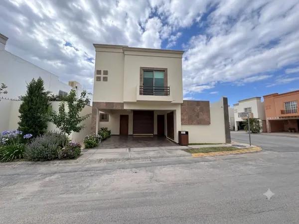 CASA EN VENTA EN AMPLIACION SENDEROS CERRADA FLAMBOYANES, TORREÓN COAH.
