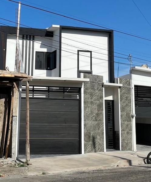 Casa en venta en Boca del Río, Veracruz – Moderna y Bien Ubicada