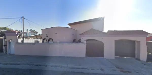 CASA EN VENTA EN PLAYAS DE ROSARITO, BC CASA EN VENTA EN PLAYAS DE ROSARITO, BC