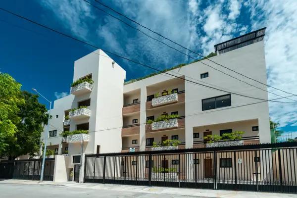 Departamento de 2 recámaras con rooftop y alberca en Playa del Carmen