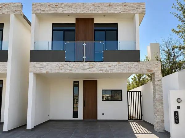 Bonita casa en venta en Escobedo NL en uno de los mejores fraccionamientos. NN-HDQ737.