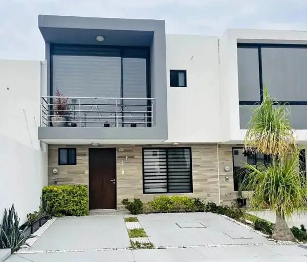 Casa amueblada en refugio Pet friendly