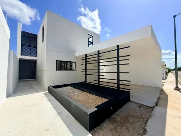 CASA EN VENTA EN PRIVADA CON AMENIDADES EN CONKAL, MERIDA YUCATAN