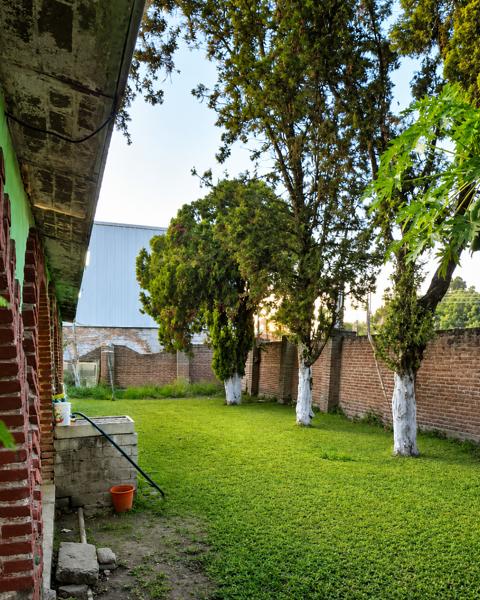 Propiedad en obra blanca con 1,582 m² de terreno en Tlajomulco Propiedad en obra blanca con 1,582 m² de terreno en Tlajomulco