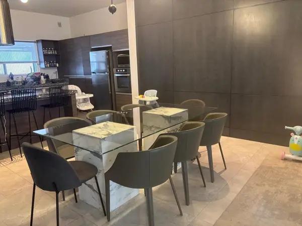 Casa de 3 niveles  Contry Sur | 329 m² de amplitud y ubicación priviligiada