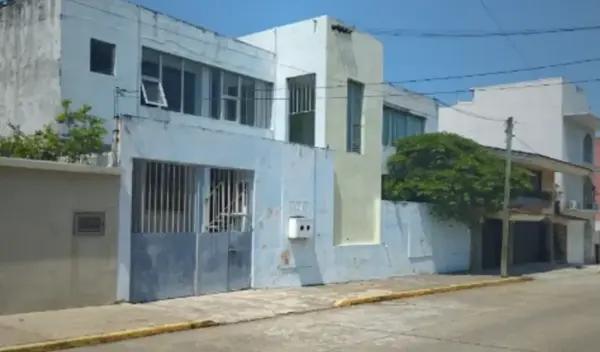 CASA DE ENTREGA INMEDIATA EN AV. GUTIERREZ ZAMORA, COATZACOALCOS, VERACRUZ