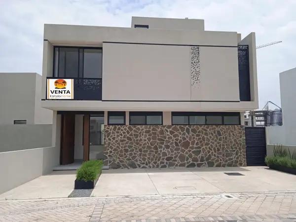 Casa en venta HACIENDA CARLOTA Casa en venta HACIENDA CARLOTA