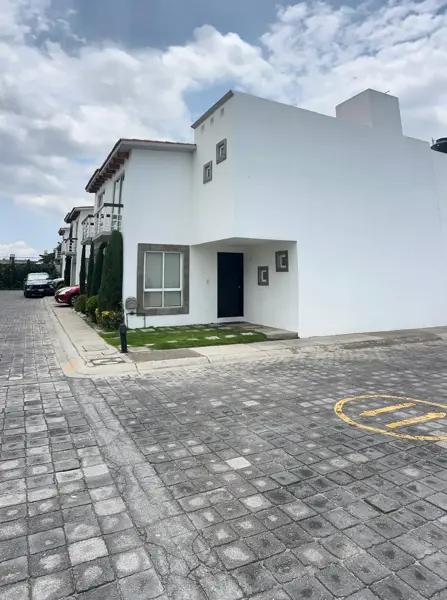 Casa en Venta en San Mateo Atenco, México.