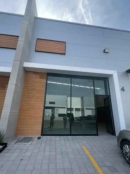 Renta de Nave industrial frente al PIQ