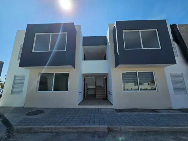 DEPARTAMENTO PLANTA BAJA 2 ESTACIONAIENTOS EN VENTA RESIDENCIAL  EN CORREGIDORA