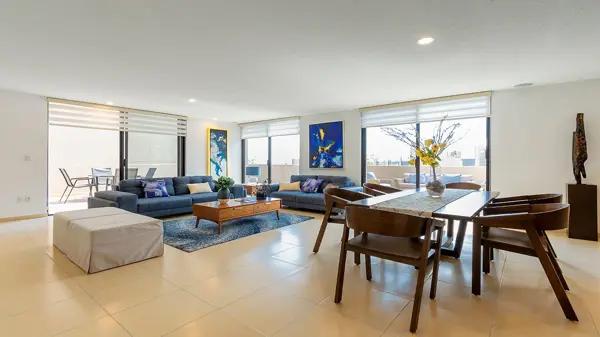 Casa en venta en Querétaro, El Marqués, Zibatá, en piso 1, estilo townhouse