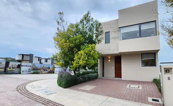 CASA EN VENTA EN ZIZANA, 3 HAB, ACABADOS PREMIUM