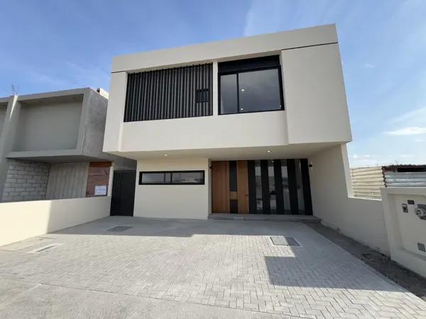 VENTA DE CASA EN LOMAS DE CAMPANARIO NORTE VENTA DE CASA EN LOMAS DE CAMPANARIO NORTE
