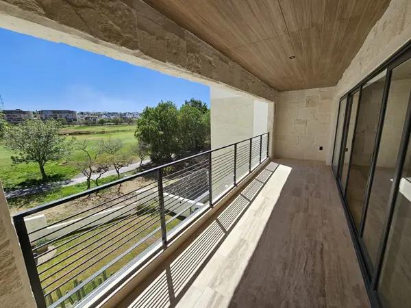 DEPARTAMENTO EN RENTA  EN ZIBATA CON VISTA CAMPO DE GOLF-AMENIDADES PREMIUM