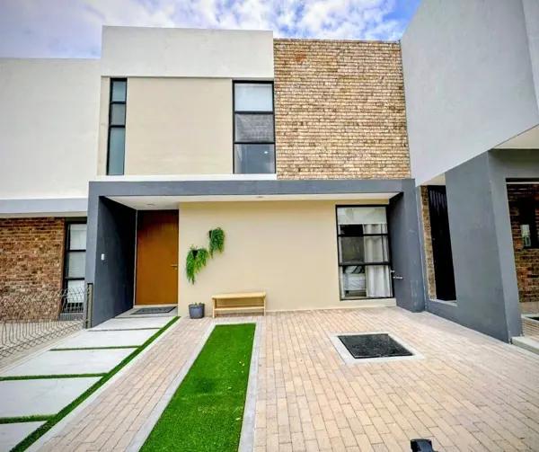 CASA EN VENTA CON RECÁMARA EN PLANTA BAJA