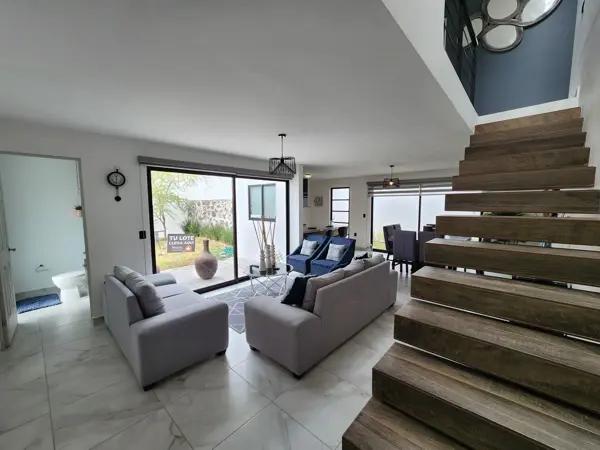 Casa en venta en Zarú, 3 habitaciones, con sala de tv y jardín interior Casa en venta en Zarú, 3 habitaciones, con sala de tv y jardín interior